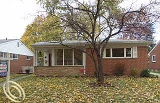 1st image of 418 W Bloomfield Ave