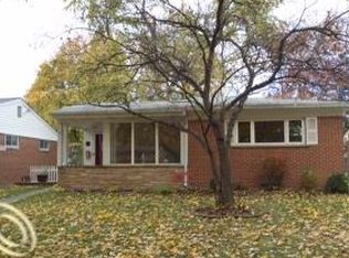 418 W Bloomfield Ave, Royal Oak, MI 48073