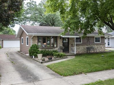 132 North EAGLE STREET, Oshkosh, WI, 54902
