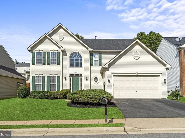 2032 Pyxie Way, Woodbridge, VA 22192