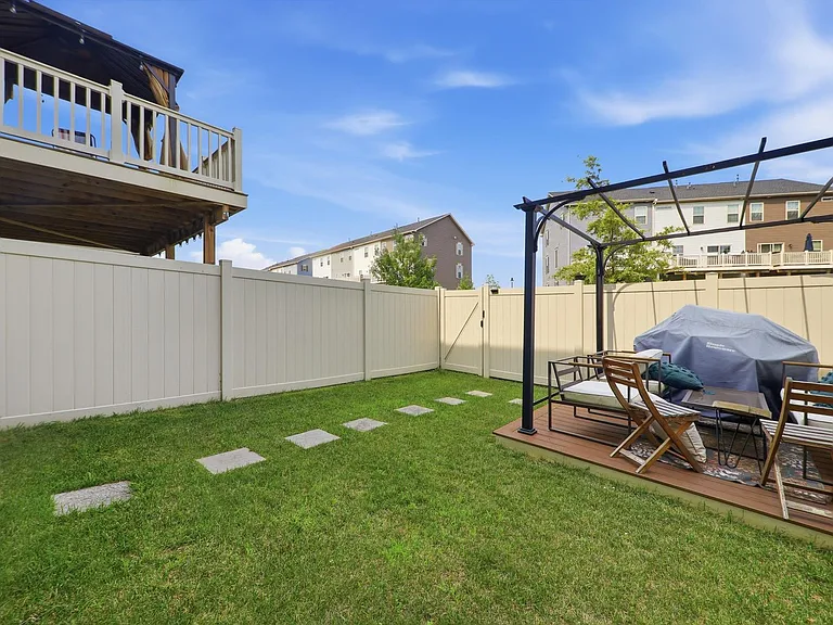 7234 Bodkin Way — Photo 44