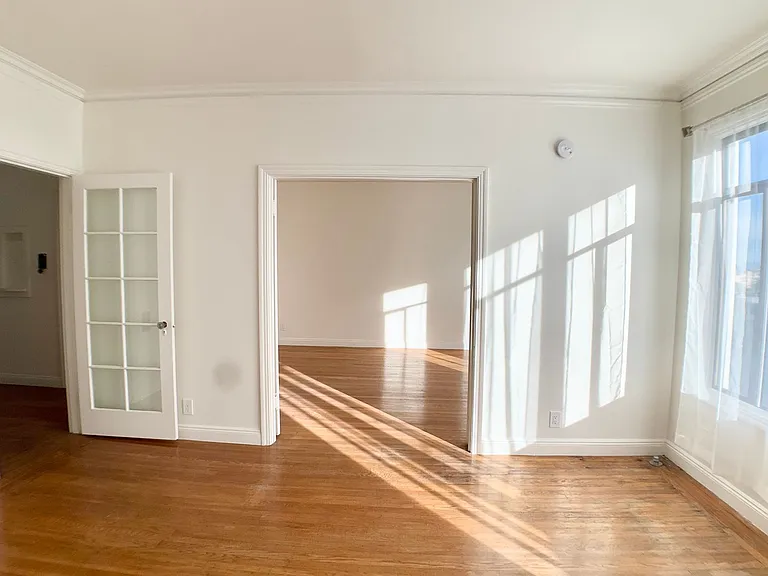 2760 Sutter St #304 — Photo 14