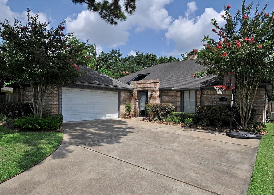 1st image of 22907 Everington Cir