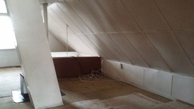 2nd image of 1250 W 74th Pl