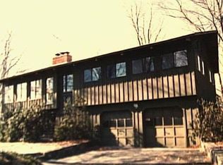 28 Continental Dr, Ridgefield, CT 06877