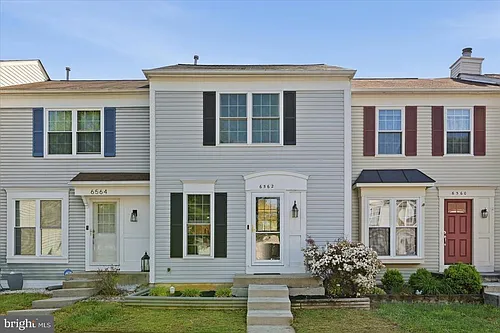 6562 Old Carriage Ln Photo 1