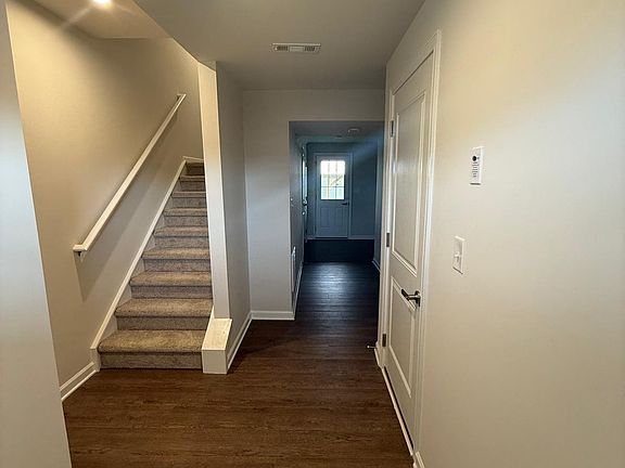 5th image of 24 Gypsum Rd #24