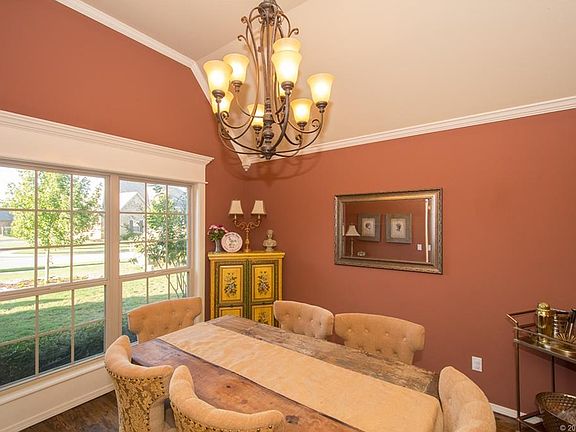 4th image of 8302 E Greeley Pl