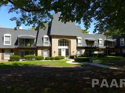 125 E Glen Ave APT 105B, Peoria, IL, 61614