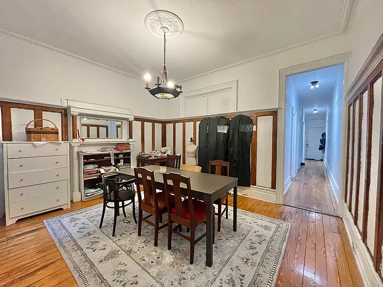 672 Park Pl #2R — Photo 6