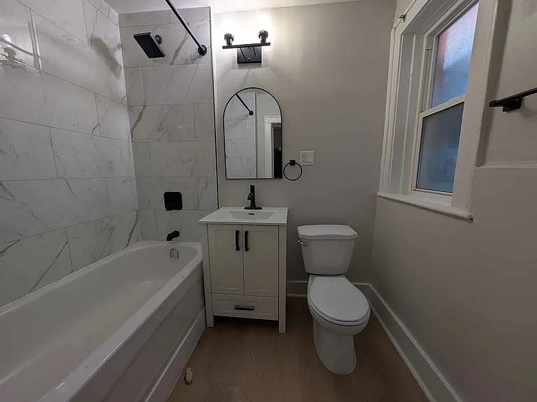 714 Elliott St — Photo 27
