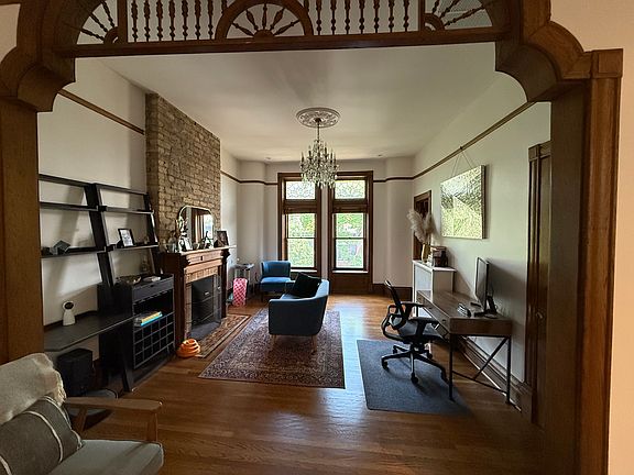 3rd image of 2241 N Dayton St #3