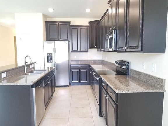 5th image of 15186 Evergreen Oak Loop
