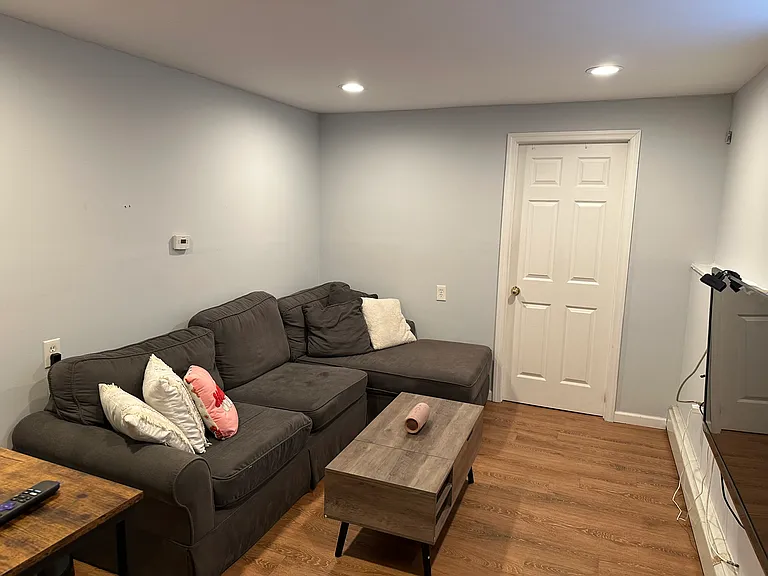 22 Indiana Ave — Photo 9