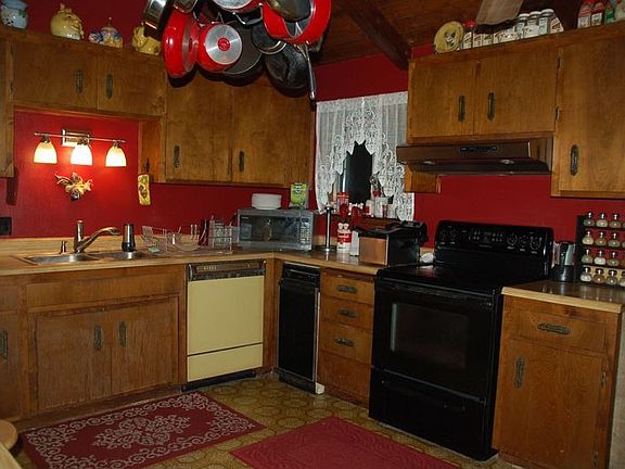 Kitchen newly painted!
