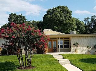 106 E Woodlawn Dr, Harker Heights, TX 76548