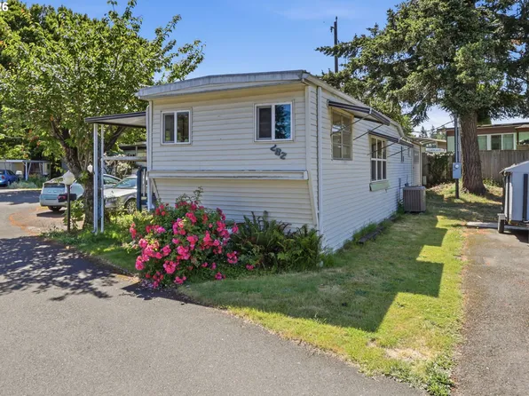16745 SE Division St Unit 282, Portland, OR 97236