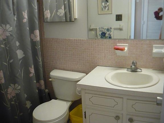 5th image of 5925 18th St N APT 15