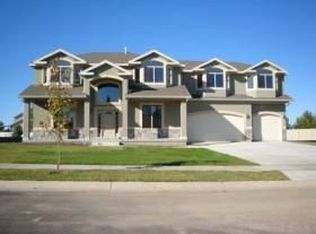 4634 Baldy Dr, West Jordan, UT 84088