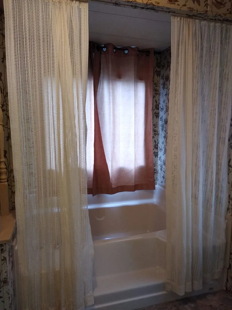 2 bed 1 bath for rent — Photo 4
