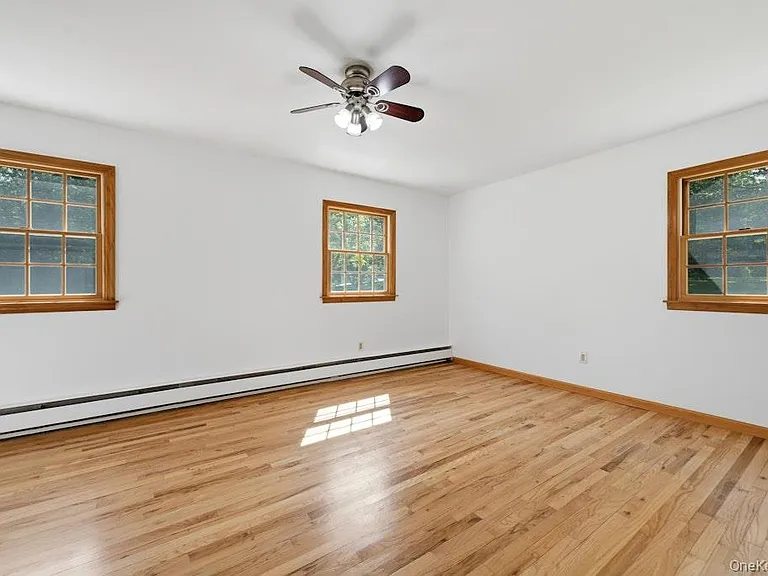 20 Williamsburg Dr — Photo 26