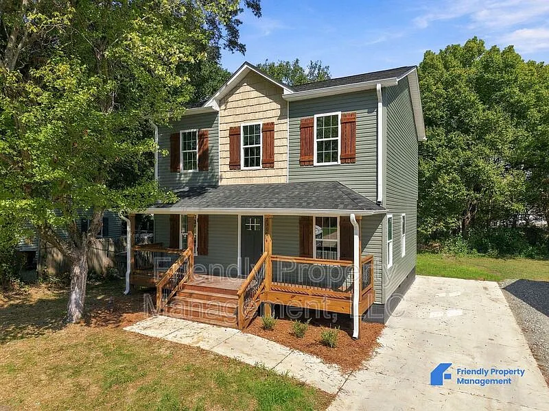 3 bed, 2.5 bath, 1609 sqft, $1,895 — Photo 4