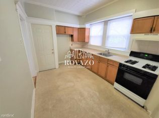 222 6th Ave W #11009847, Newark, NJ 07107