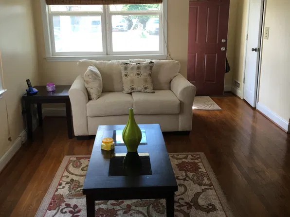 5448 Macbeth St, Hyattsville, MD 20784