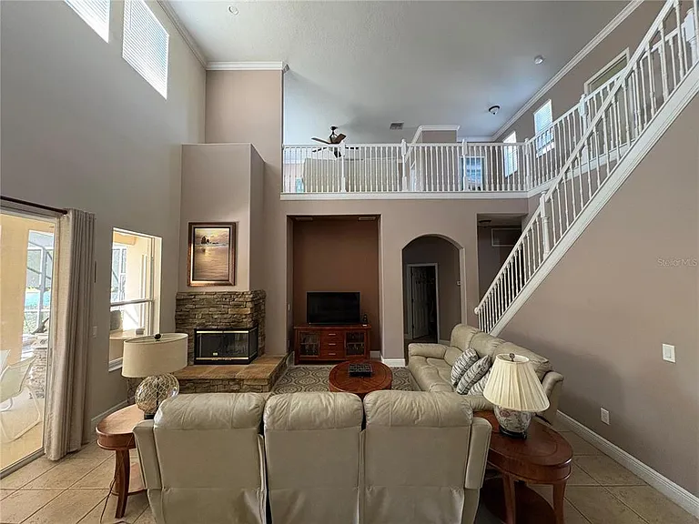 9718 Pineola Dr — Photo 12