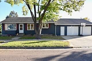 1st image of 1019 E Erskine St