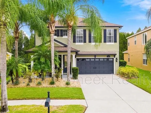 1122 Nashville Dr, Zephyrhills, FL 33544