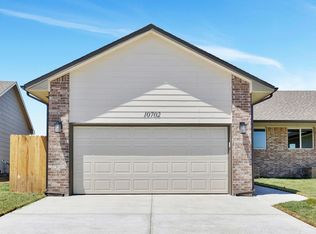 10702 E Kinkaid Ave, Wichita, KS 67207