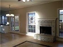 4th image of 601 Summer Hill Ct