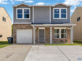 126 Sedgewick Dr, Owens Cross Roads, AL 35763