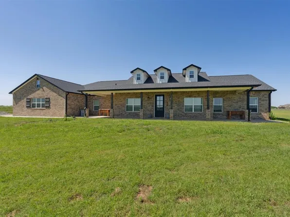 800 Moffat Rd NW, Piedmont, OK 73078