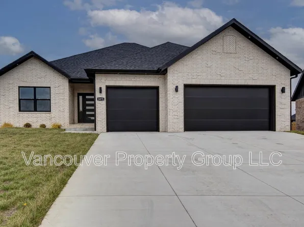 5075 E Ferdinand Ct, Springfield, MO 65802