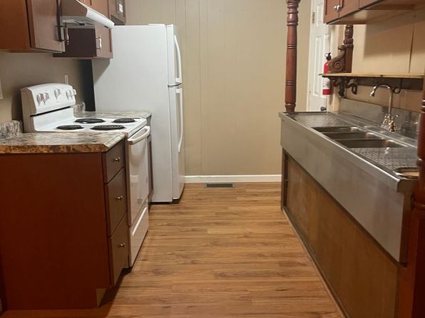 100 W Main St Unit C