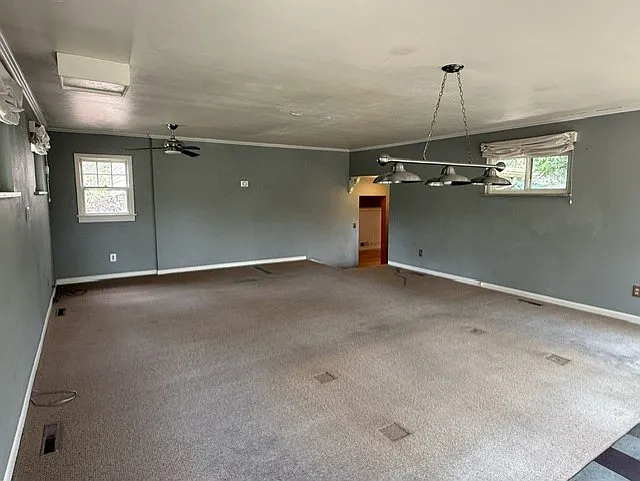 1226 W Prospect Rd — Photo 13