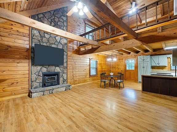 5th image of 532 Poole Bridge Rd