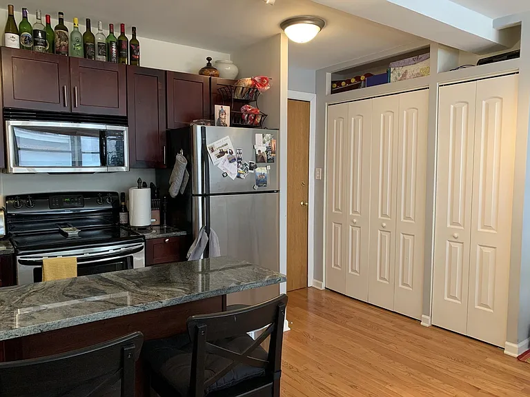 4180 Marine Terrace Apartments — Photo 86