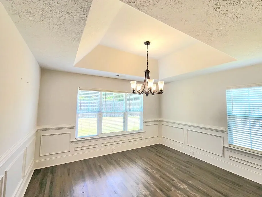 p288 734 Bancroft Drive - 1 — Photo 4