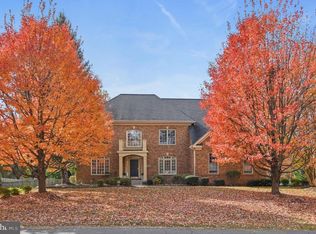 2628 Five Oaks Rd, Vienna, VA 22181