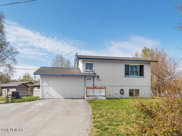 137 E Caribou Ave, Palmer, AK 99645