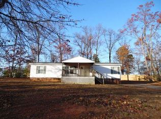 705 Cannon Ford Rd, Inman, SC 29349