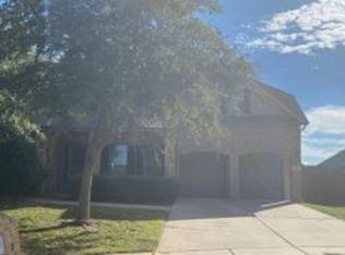 2239 Peregrine Ct, Grand Prairie, TX 75052