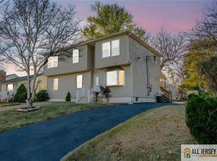437 2nd St, Middlesex, NJ 08846
