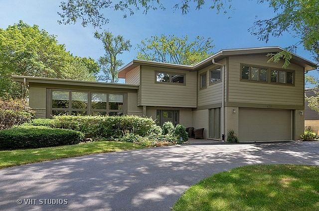1st image of 971 Forestway Dr
