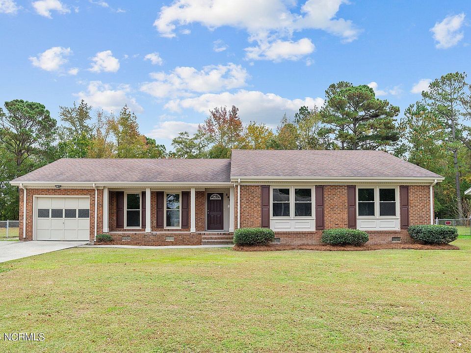1st image of 205 Pearl Drive