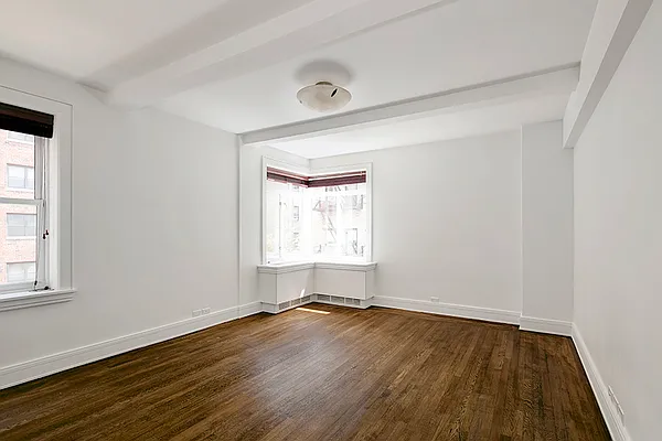 Rented by Fox Residential Group | media 18