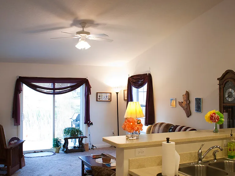 310 Parent Dr — Photo 3